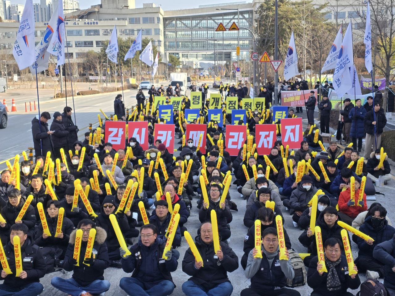 “기관사는 감시의 대상이 아니다!” 운전확대간부 결의대회 개최